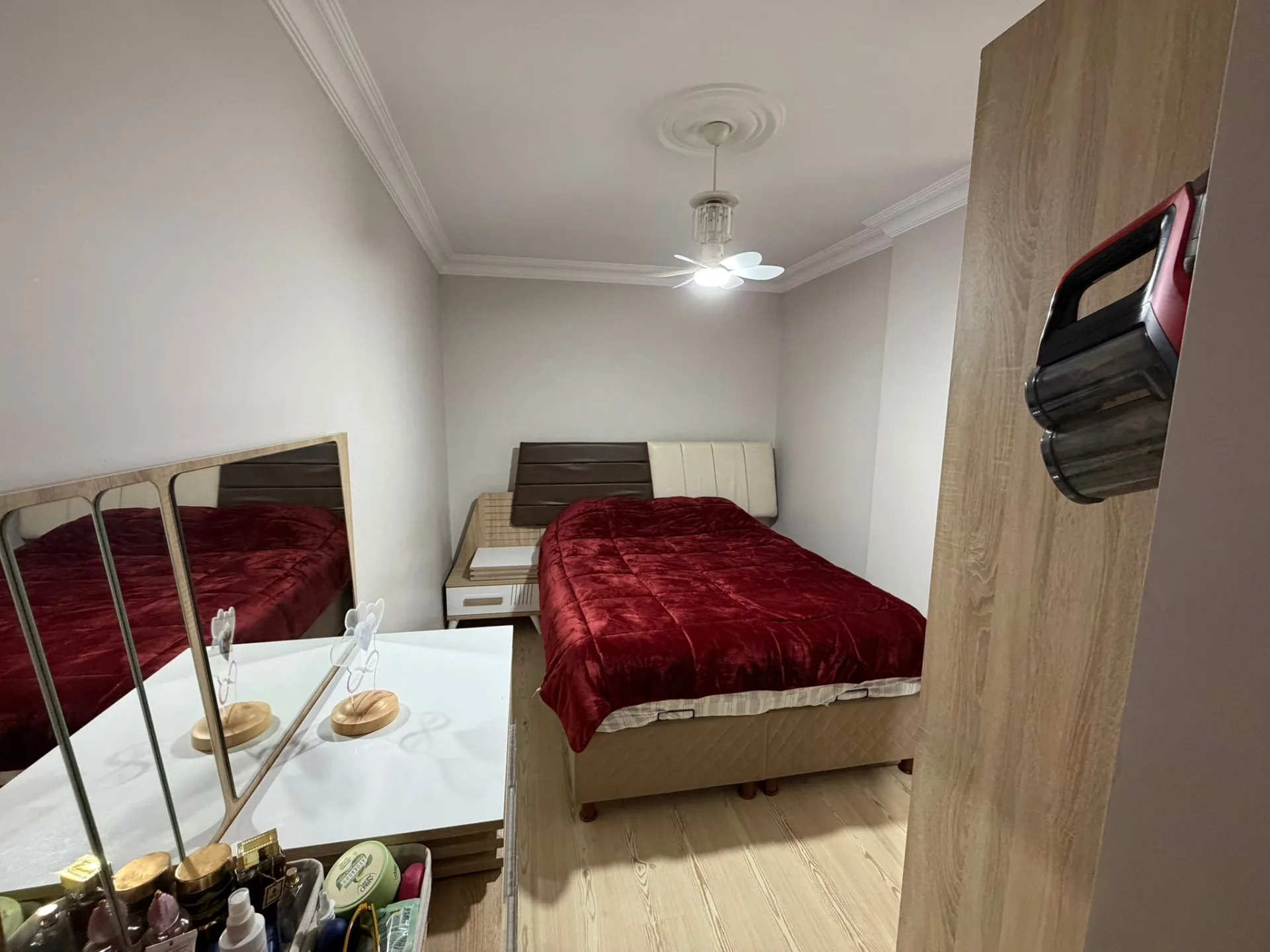 SULTANBEYLİ MİMAR SİNAN'DA 5+2 TERASLI DUBLEKS